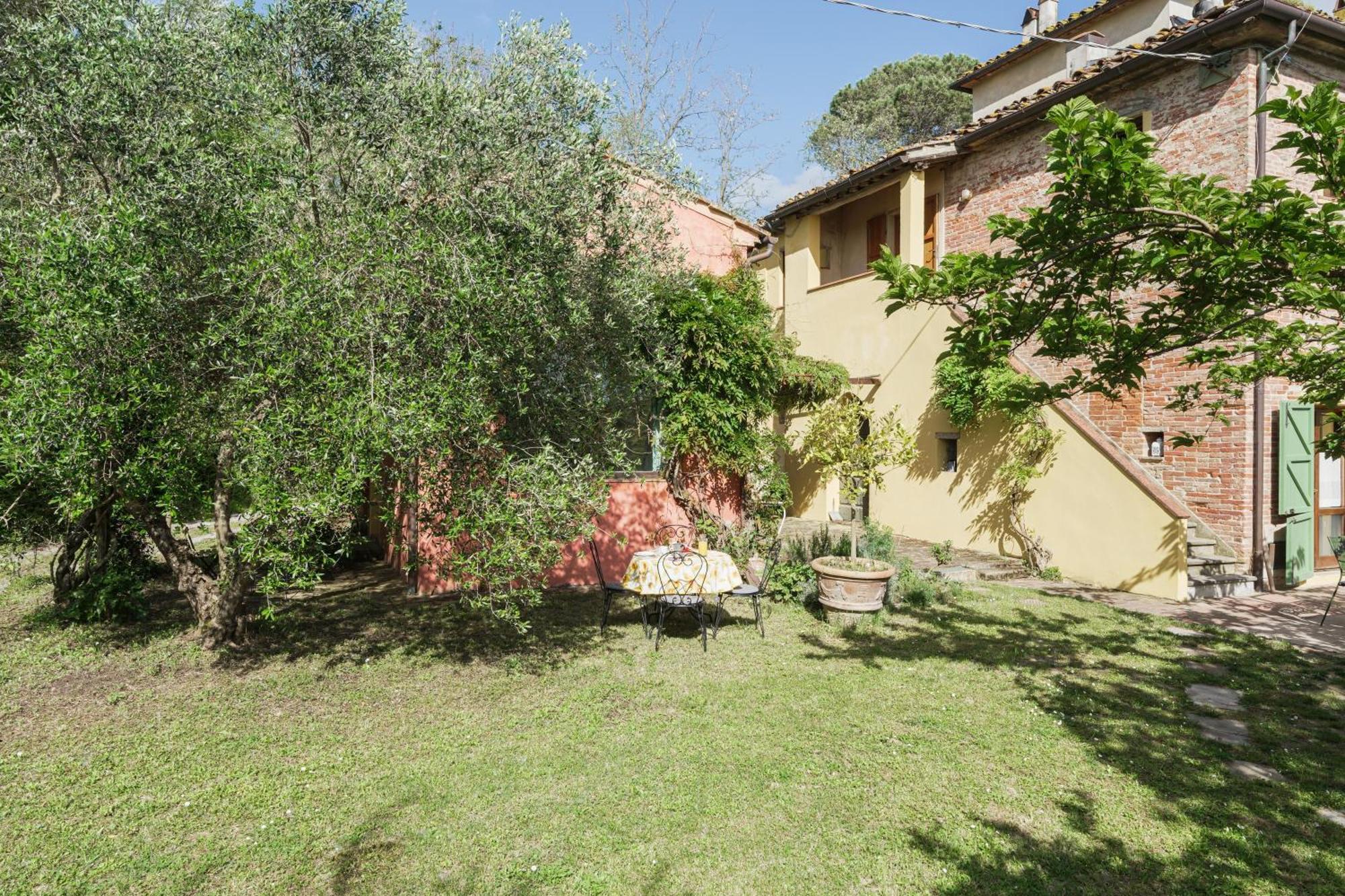 Agriturismo La Ca'Solare Palaia Exterior photo